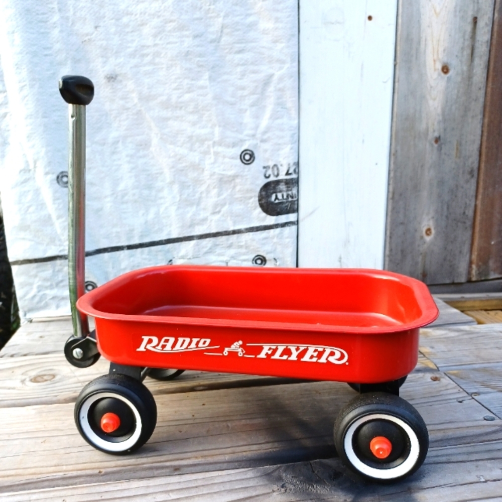 NWOT Radio Flayer Red Toy Wagon/ Decor Wagon